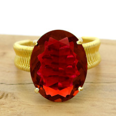 Anel Aramado Oval com Quartzo Rubi, em Ouro Amarelo 18 Kilates